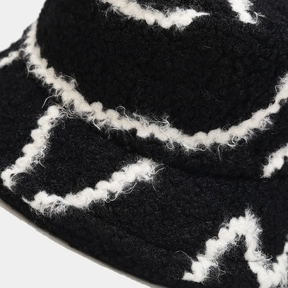 Fleece Swirl Print Bucket Hat