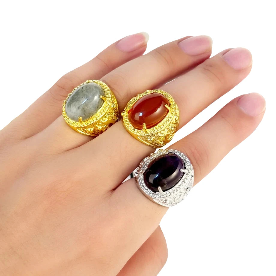 Metal Grooved Oval Polished Crystal Ring